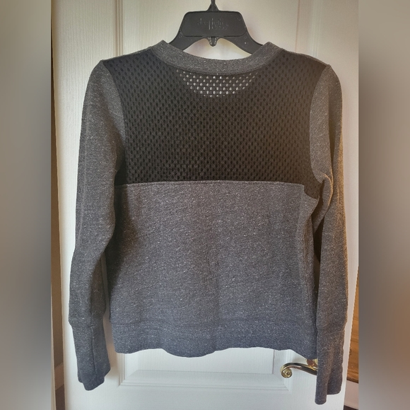 ALO Yoga Downtown Long Sleeve - Picture 4 of 6